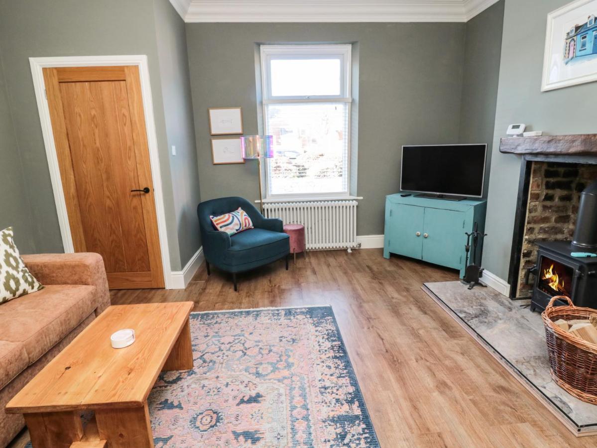 Cowrie Cottage North Shields Bagian luar foto
