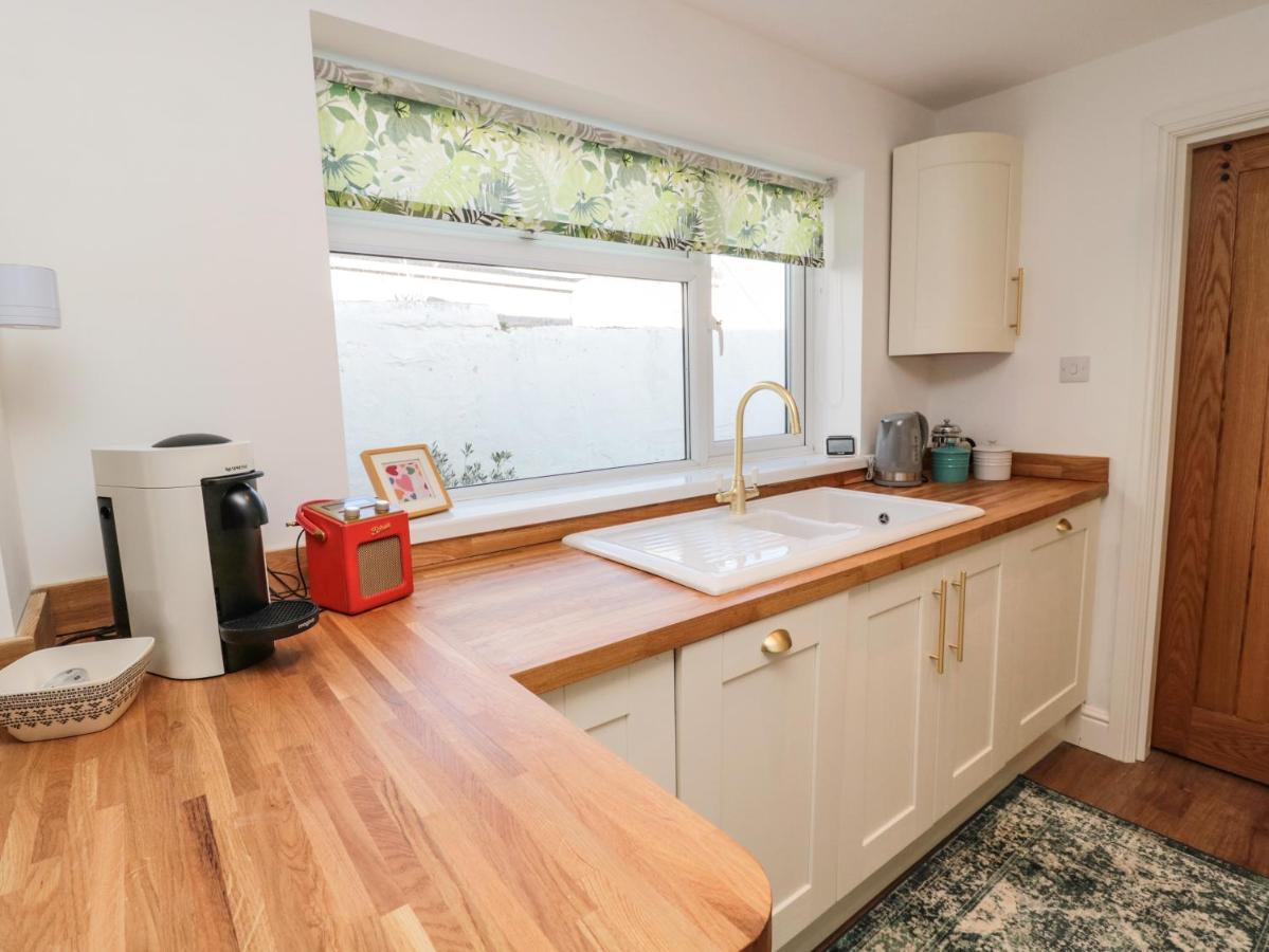 Cowrie Cottage North Shields Bagian luar foto