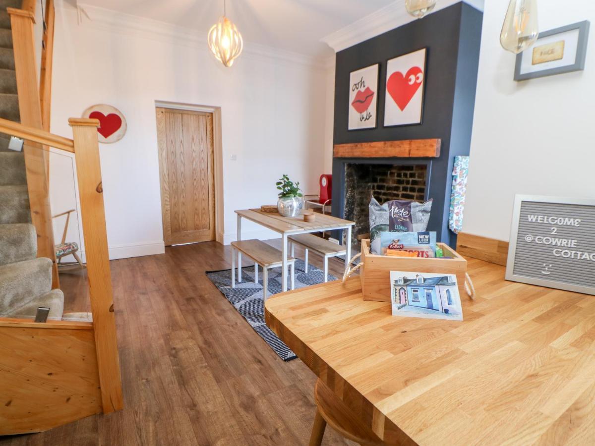 Cowrie Cottage North Shields Bagian luar foto